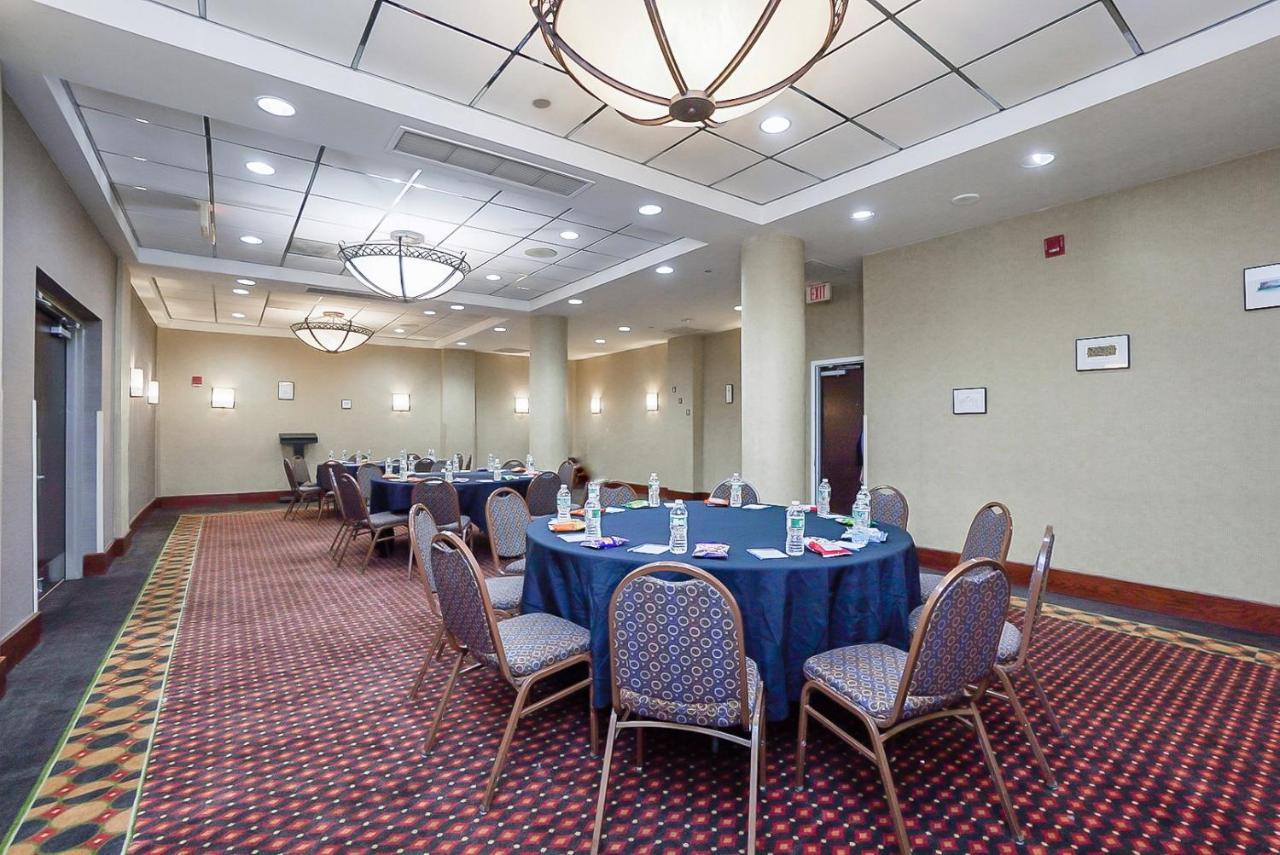 Harmony Suites Secaucus Meadowlands Exterior photo